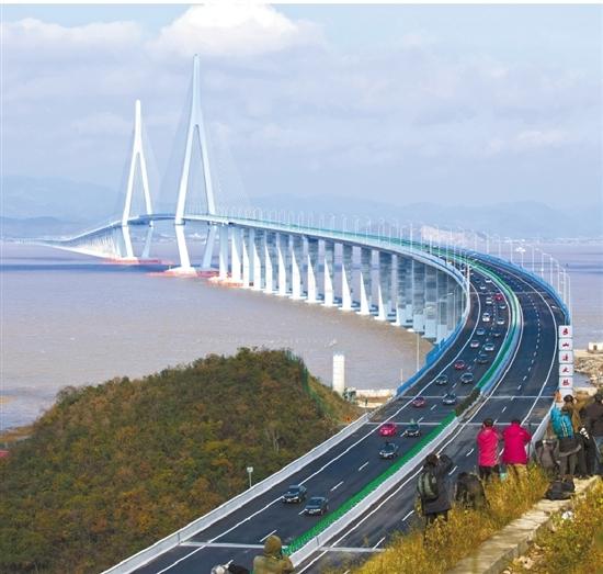 象山港大橋清晨