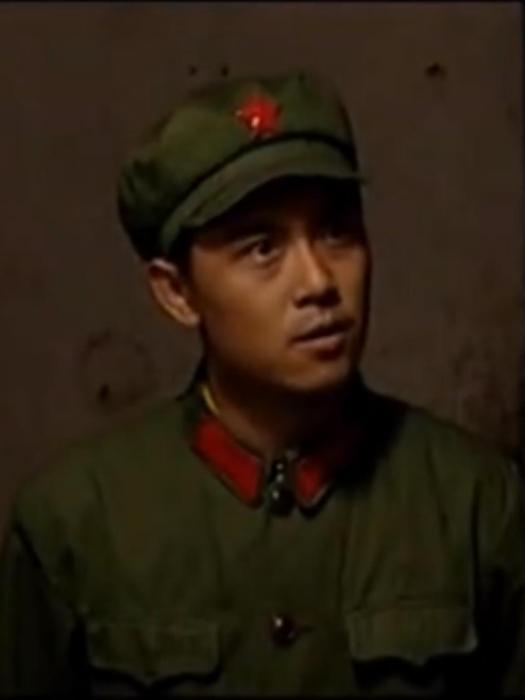李滿屯(電視劇《軍歌嘹亮》中的角色) 李滿屯(電視劇《軍歌嘹亮》中的角色)
