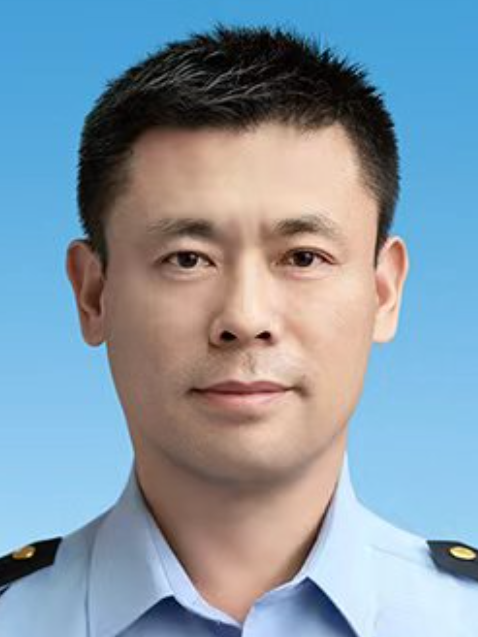 鄭勝(山東省日照市東港區城市管理和綜合行政執法局黨組成員、秦樓中隊中隊長) 鄭勝(山東省日照市東港區城市管理和綜合行政執法局黨組成員、秦樓中隊中隊長)