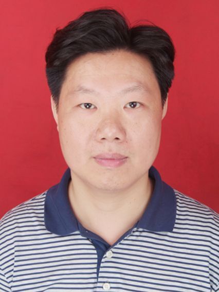 向前(長沙縣委編辦副主任) 向前(長沙縣委編辦副主任)