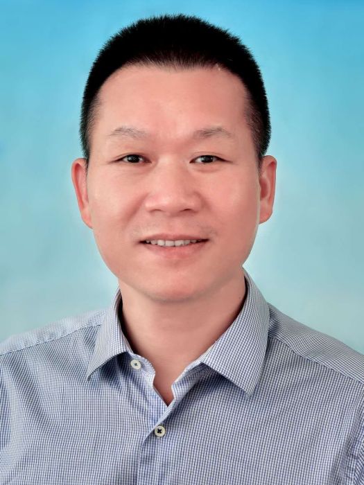 周明(防城港港口區委常委,區政府黨組副書記) 周明(防城港港口區委常委,區政府黨組副書記)