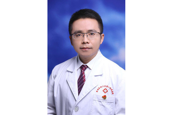 王海峰(昆明醫科大學第二附屬醫院副教授、醫學博士) 王海峰(昆明醫科大學第二附屬醫院副教授、醫學博士)