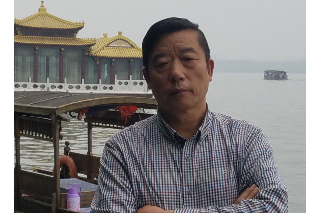 王廣學(江門市華傑固體廢物處理有限公司董事長) 王廣學(江門市華傑固體廢物處理有限公司董事長)