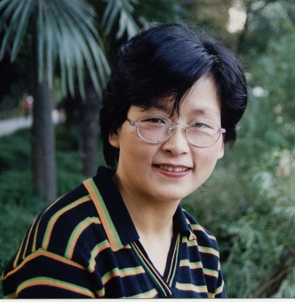徐琴美 徐琴美