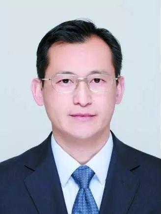 李震(昆明市第一人民醫院原院長) 李震(昆明市第一人民醫院原院長)