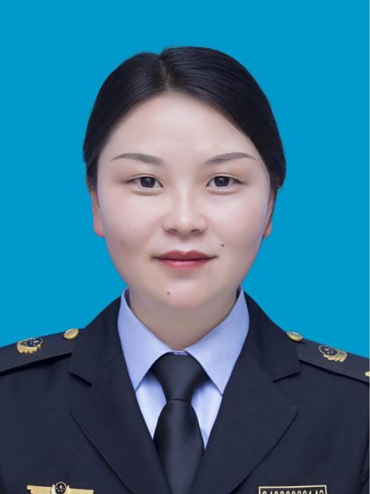 李家美(貴州省遵義市新蒲新區市場監督管理局黨組成員、副局長) 李家美(貴州省遵義市新蒲新區市場監督管理局黨組成員、副局長)