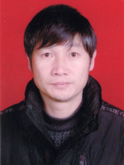 盧亞平 盧亞平