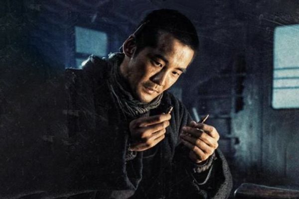 常亮(電影《鐵道英雄》中的角色) 常亮(電影《鐵道英雄》中的角色)
