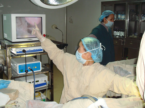宮腹腔鏡手術