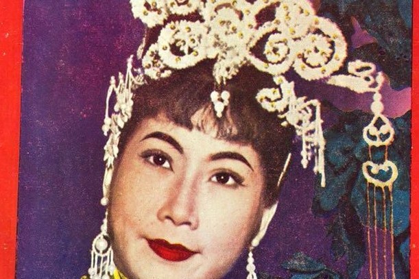 擲嬌媚 擲嬌媚