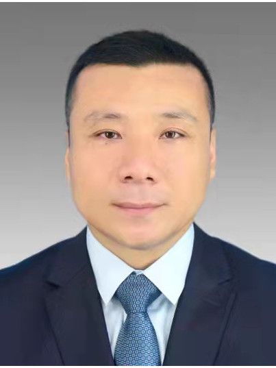 李良(河南省洛陽市偃師區政府黨組成員、副區長、公安分局黨委書記、局長) 李良(河南省洛陽市偃師區政府黨組成員、副區長、公安分局黨委書記、局長)