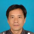 薛方(上海市青浦區金澤中學保全隊長) 薛方(上海市青浦區金澤中學保全隊長)