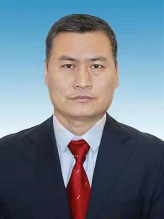 張恆偉(山東省泰安市岱嶽區市場監督管理局黨組成員、區智慧財產權事業發展中心主任) 張恆偉(山東省泰安市岱嶽區市場監督管理局黨組成員、區智慧財產權事業發展中心主任)