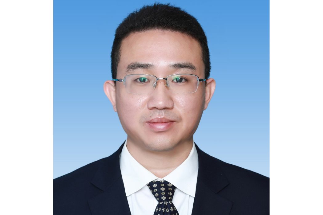 馮青(福建省閩清縣人民政府副縣長) 馮青(福建省閩清縣人民政府副縣長)