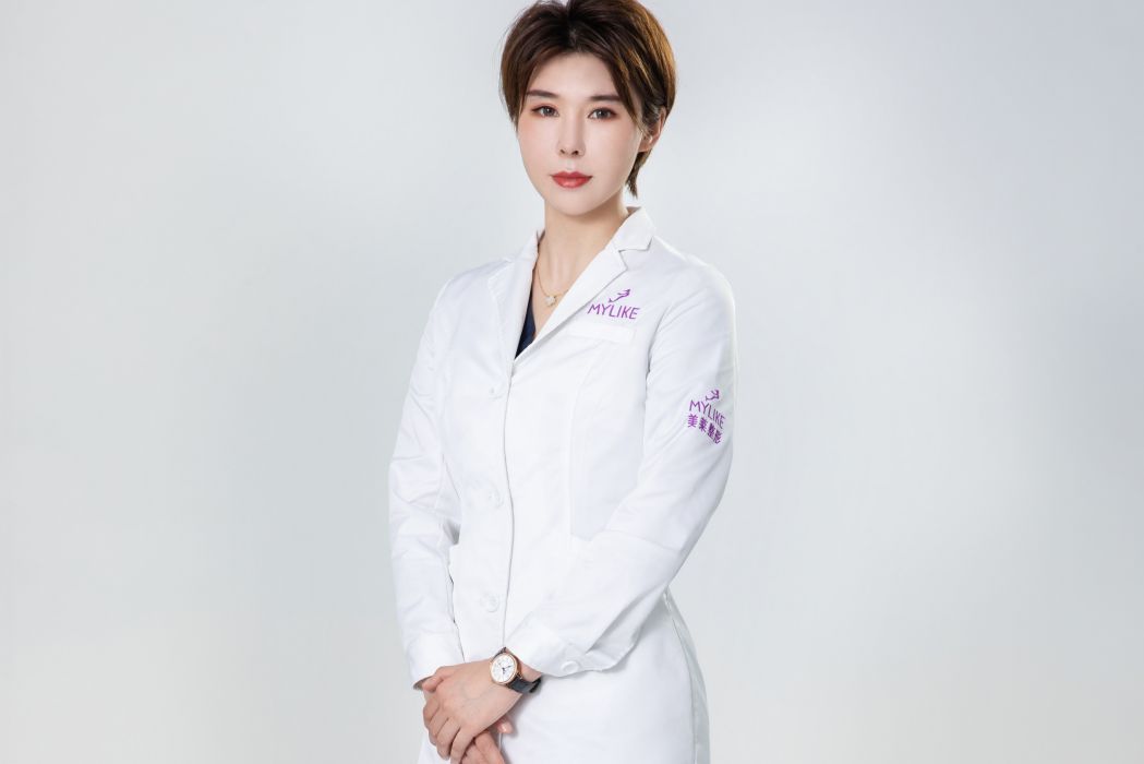 陳楊(南京鼓樓美萊醫療美容門診部醫生) 陳楊(南京鼓樓美萊醫療美容門診部醫生)