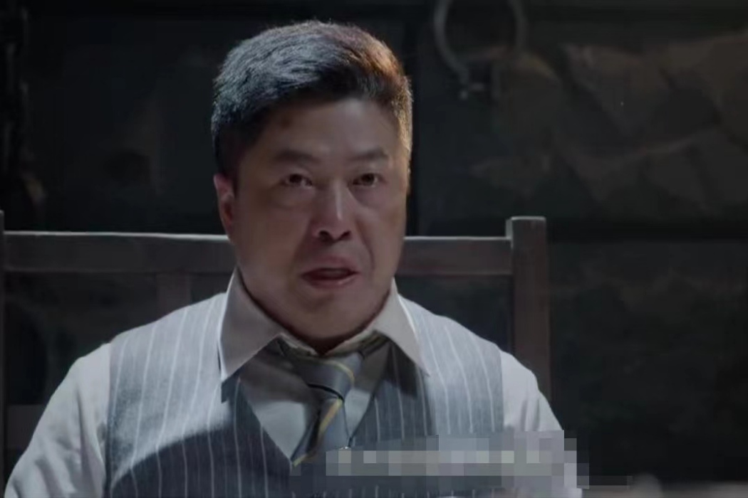 田海濤(《臥底》中由楊軍飾演的反派角色) 田海濤(《臥底》中由楊軍飾演的反派角色)