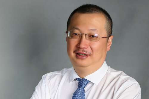 曹力(新疆醫科大學第一附屬醫院骨科中心主任醫師) 曹力(新疆醫科大學第一附屬醫院骨科中心主任醫師)
