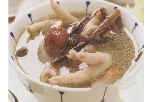 牛膝雞爪湯 牛膝雞爪湯