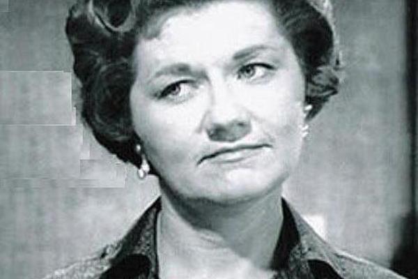 瑪吉·雷德蒙德(Marge Redmond) 瑪吉·雷德蒙德(Marge Redmond)