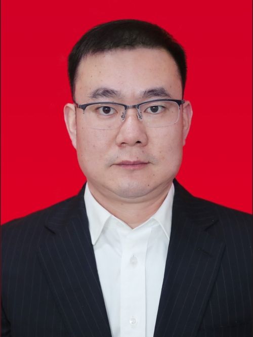 朱毅(浙江省杭州市臨安區天目山鎮黨委委員) 朱毅(浙江省杭州市臨安區天目山鎮黨委委員)