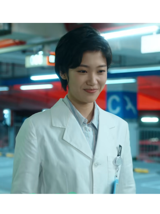 何安心(電視劇《危險的她第二季》中的虛構角色) 何安心(電視劇《危險的她第二季》中的虛構角色)