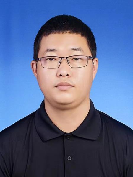 丁健(雲南省德宏傣族景頗族自治州隴川縣交通運輸局副局長) 丁健(雲南省德宏傣族景頗族自治州隴川縣交通運輸局副局長)