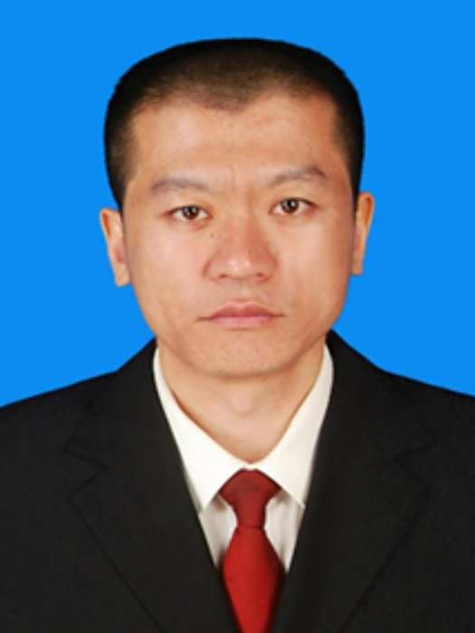 王曉強(內蒙古自治區赤峰市敖漢旗人民檢察院紀檢組長) 王曉強(內蒙古自治區赤峰市敖漢旗人民檢察院紀檢組長)