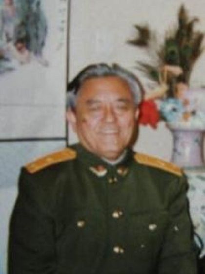 曹岩華 曹岩華
