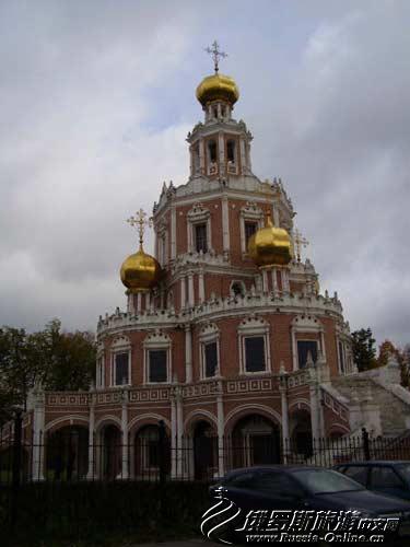 莫斯科菲利聖母帡幪教堂
