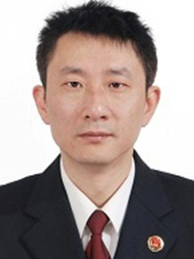 陳東(重慶市南川區人民檢察院黨組成員、副檢察長(正處級),二級高級檢察官) 陳東(重慶市南川區人民檢察院黨組成員、副檢察長(正處級),二級高級檢察官)
