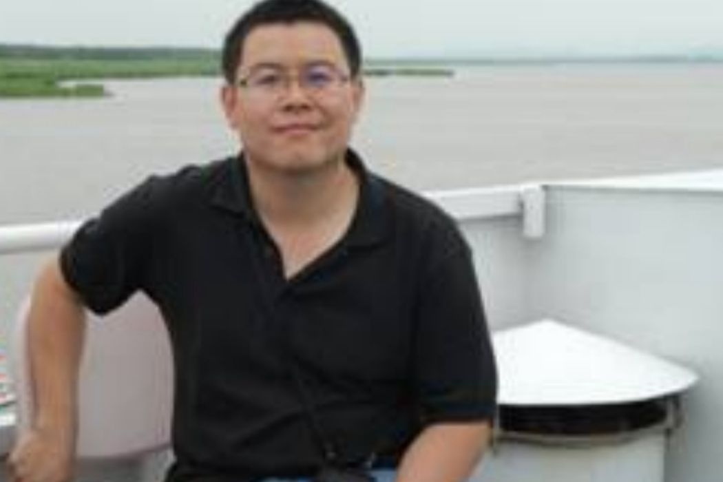 孫強(牡丹江師範學院計算機與信息技術學院副院長) 孫強(牡丹江師範學院計算機與信息技術學院副院長)
