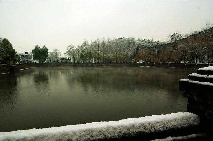 太子池雪景