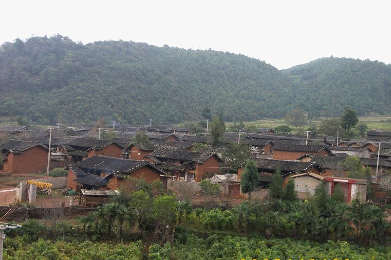 學務卡村