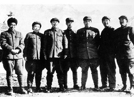 志願軍部分領導人與朝鮮內務相朴一禹合影