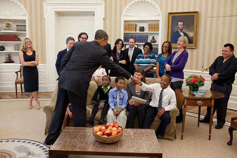 歐巴馬在白宮會見參演學生
