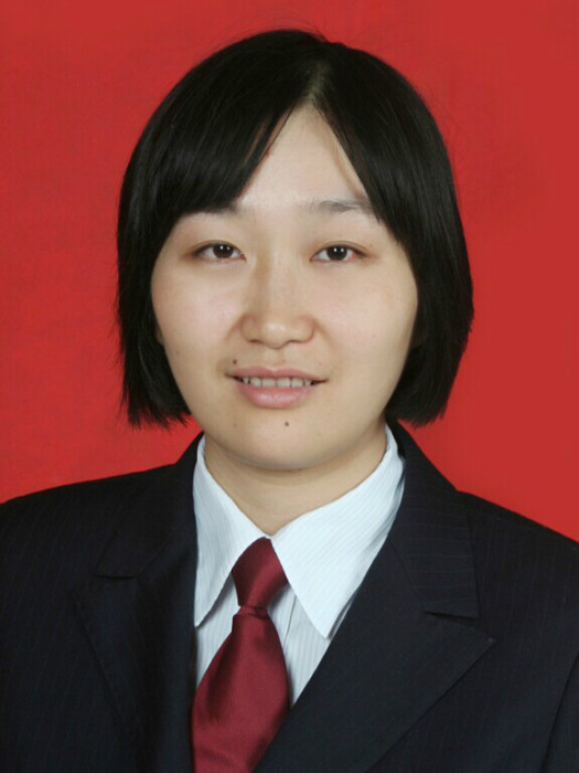 曾容萍 曾容萍