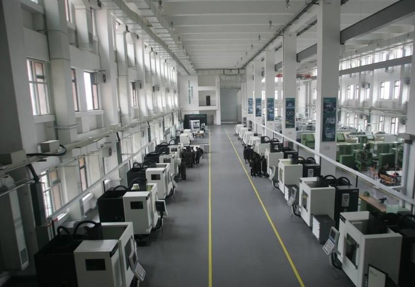 天津中德套用技術大學數控技術實訓中心
