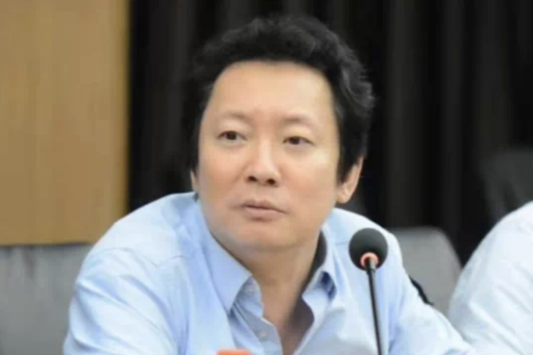 曹明(武漢市水務集團有限公司黨委委員、董事,武漢三鎮實業控股股份有限公司黨委書記) 曹明(武漢市水務集團有限公司黨委委員、董事,武漢三鎮實業控股股份有限公司黨委書記)