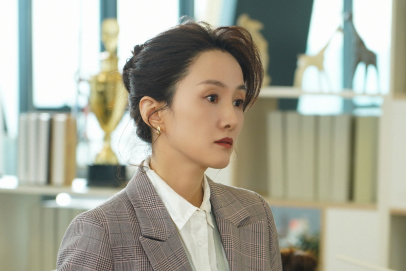 方麗(電視劇《致勇敢的你》中的女配角) 方麗(電視劇《致勇敢的你》中的女配角)