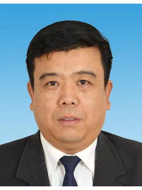 顏偉(山東省曲阜市公安局副政委、三級警長)