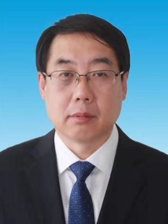 徐義(內蒙古自治區能源局黨組成員、副局長) 徐義(內蒙古自治區能源局黨組成員、副局長)