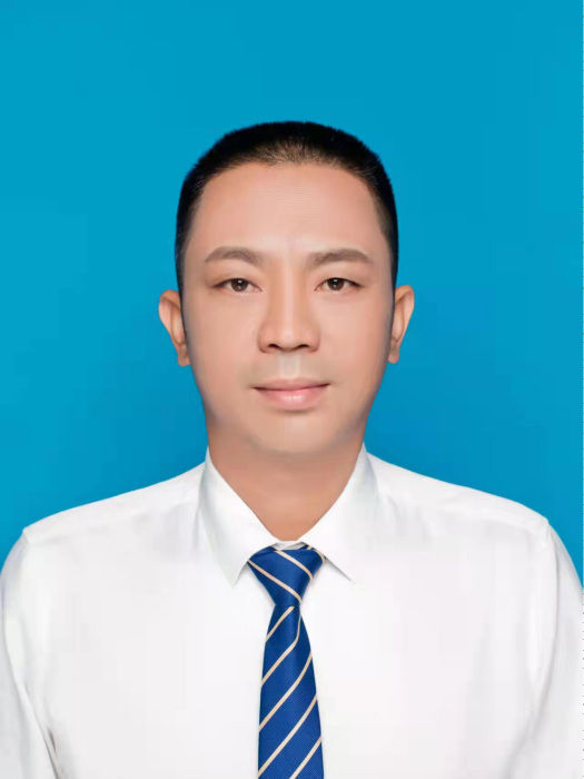 周春宏(四川省遂寧經濟技術開發區黨工委委員、管委會副主任) 周春宏(四川省遂寧經濟技術開發區黨工委委員、管委會副主任)