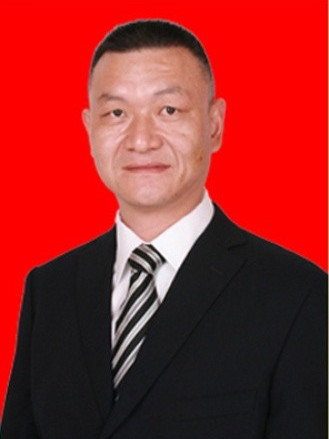金輝(通城縣財政局黨組成員、副局長) 金輝(通城縣財政局黨組成員、副局長)