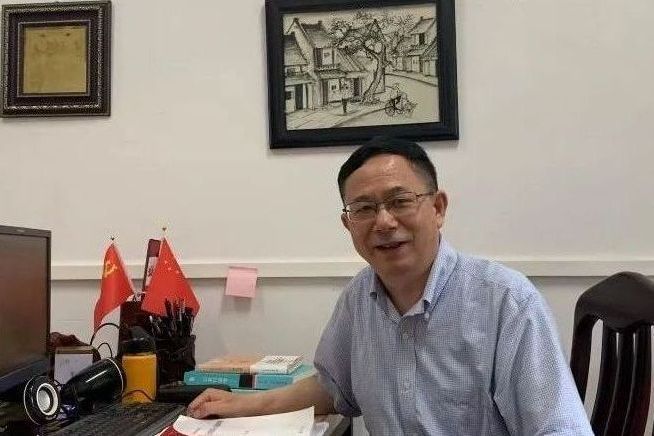 李濤(廣西民族大學教授)