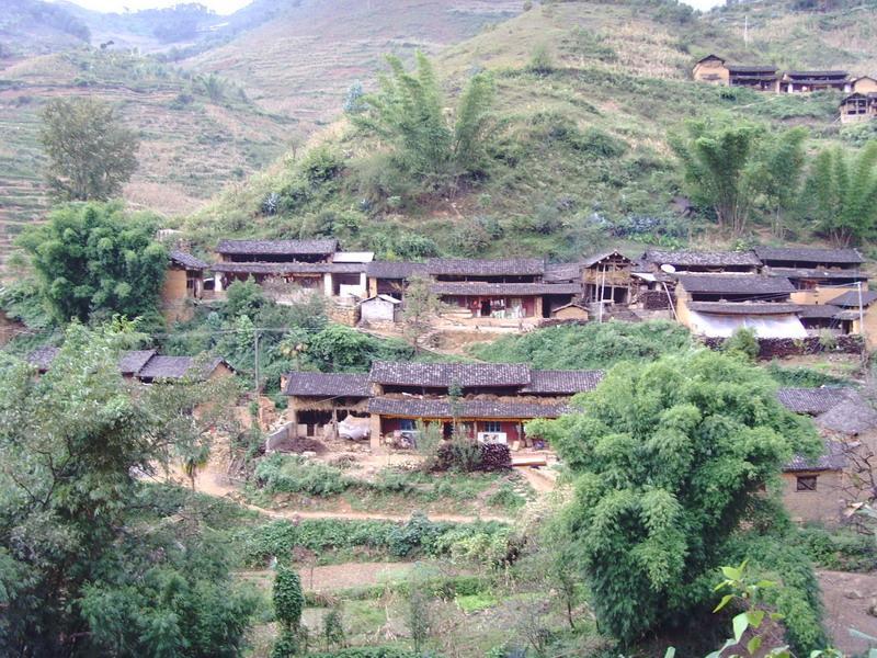 爛磨房村 爛磨房村