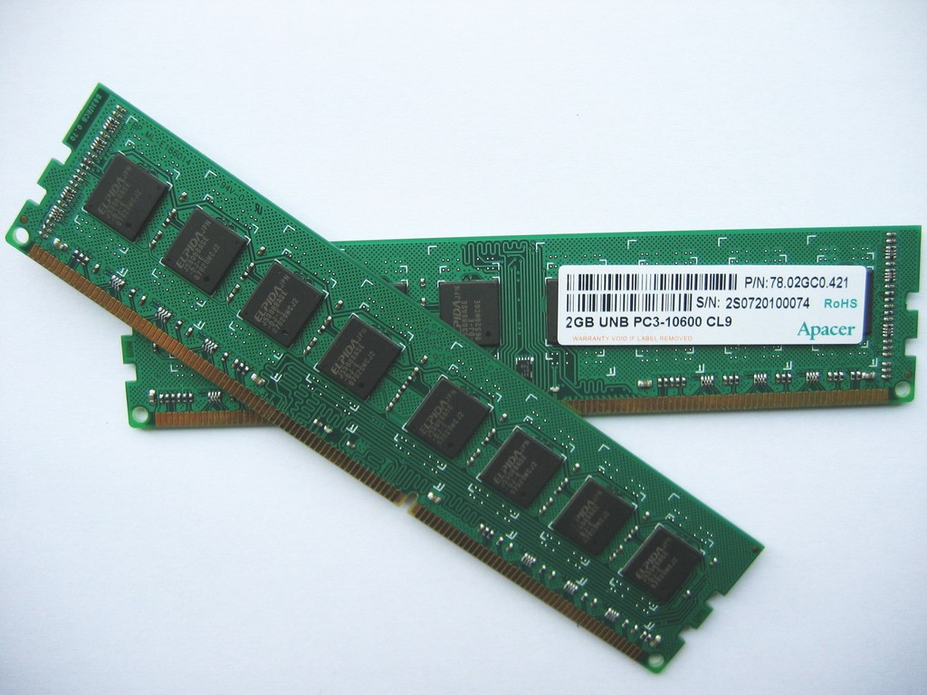 宇瞻4GB DDR3 1600（筆記本）