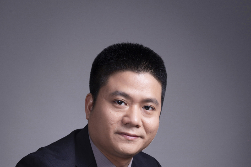 洪東升(快幫集團董事長)