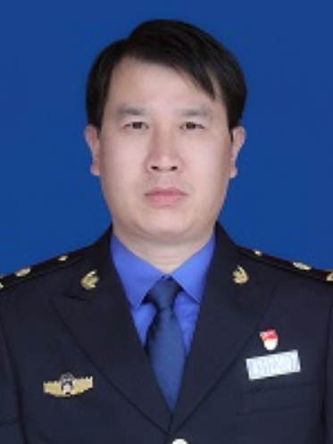 周建華(湖南省懷化市中方縣城管綜合執法大隊大隊長) 周建華(湖南省懷化市中方縣城管綜合執法大隊大隊長)