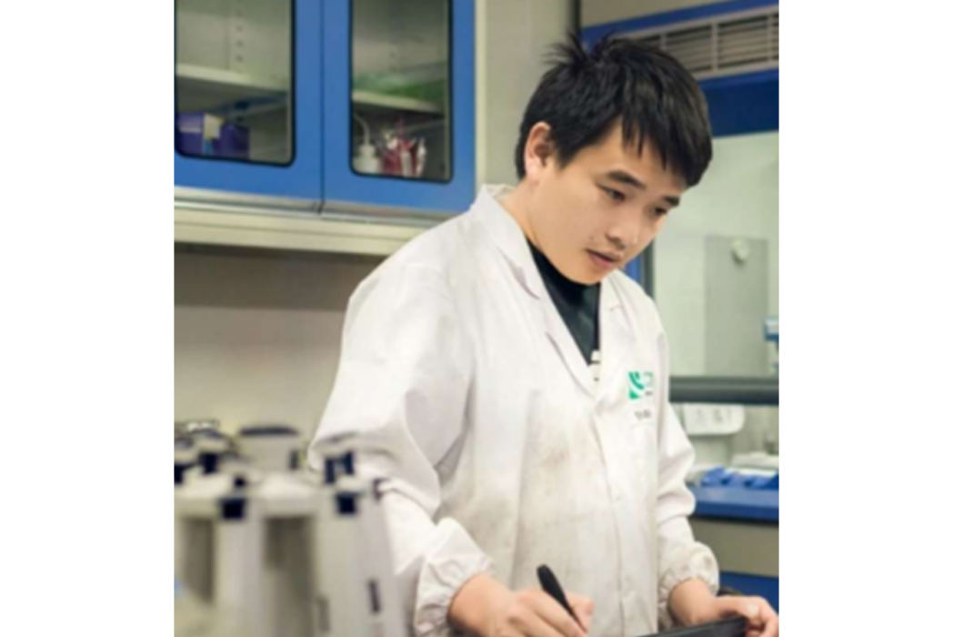 王德輝(電子科技大學基礎與前沿研究院教授博士生導師) 王德輝(電子科技大學基礎與前沿研究院教授博士生導師)