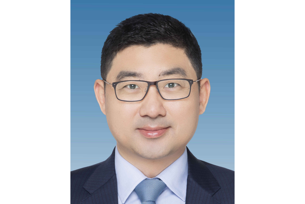 楊萬利(中共海南省委金融委員會辦公室副主任(掛職)) 楊萬利(中共海南省委金融委員會辦公室副主任(掛職))